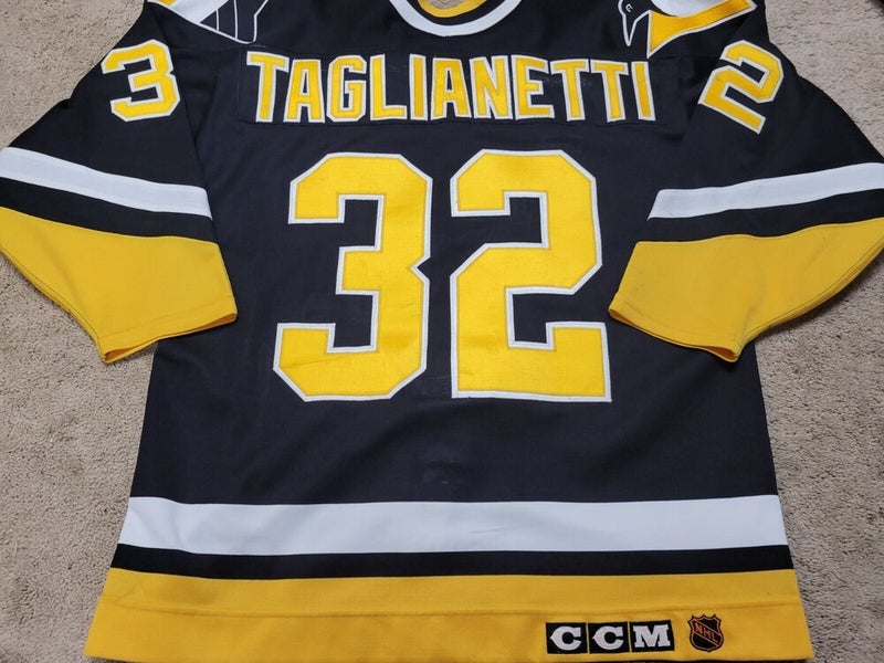 Peter Stastny Autographed Winter Classic Alumni Game-worn Jersey