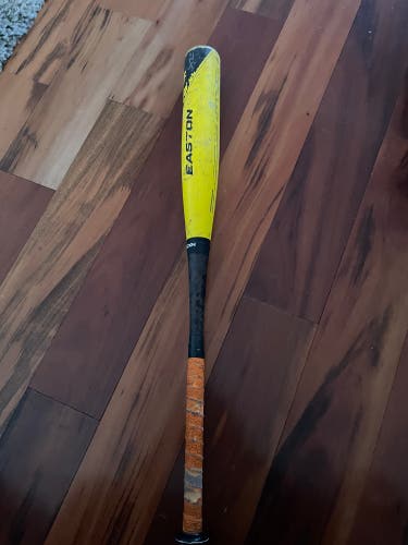 Easton Banana Bat