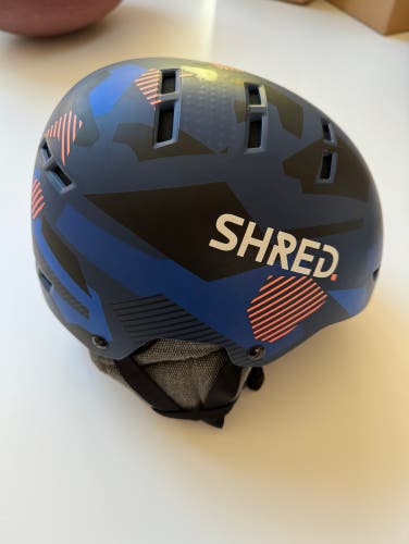 Unisex Medium/Large Shred Totality Helmet