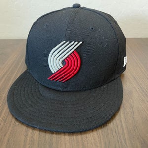 Portland Trail Blazers NBA BASKETBALL NEW ERA 59FIFTY Size 7 3/8 Fitted Cap Hat!