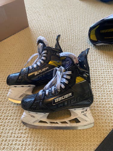 Bauer 3s pro skates size 1.5ee