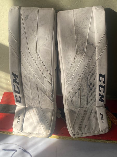 Used 28" CCM Axis 1.5 Goalie Leg Pads