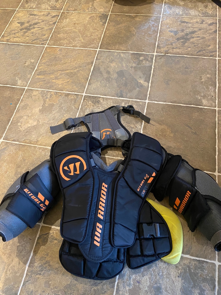 Used Large/Extra Large Warrior Ritual G2 Goalie Chest Protector