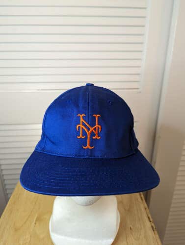 Vintage New York Mets Universal Snapback Hat MLB