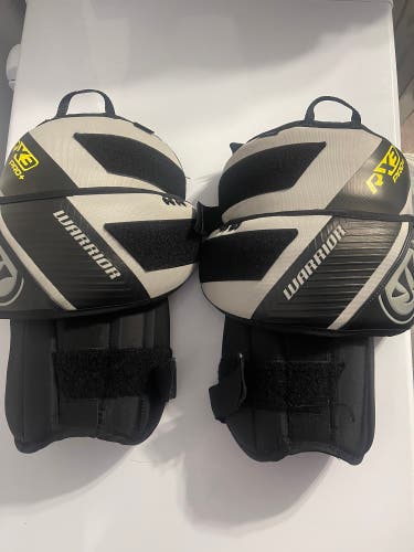 Warrior Ritual X3 Pro + Goalie Knee guards