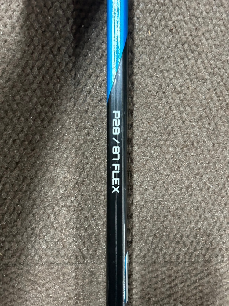 Nexus e4 hockey stick