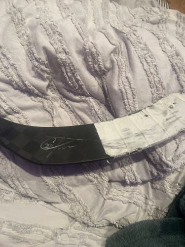 Kris Kreider Autographed Game Used 2Npro Wrapped As Geo
