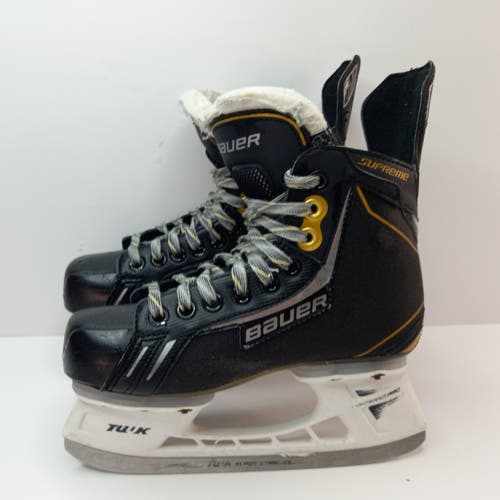 Junior Used Bauer Supreme One.9 Hockey Skates Size 2