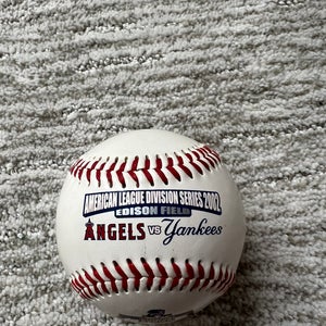 LOS ANGELES ANGELS-NEW YORK YANKEES: 2002 MLB Playoffs Replica Baseball