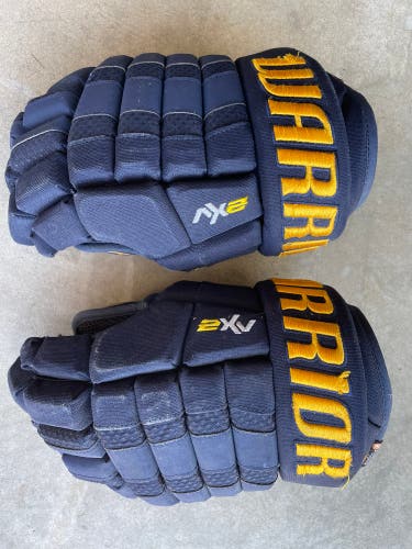 Warrior AX2 hockey gloves 13”