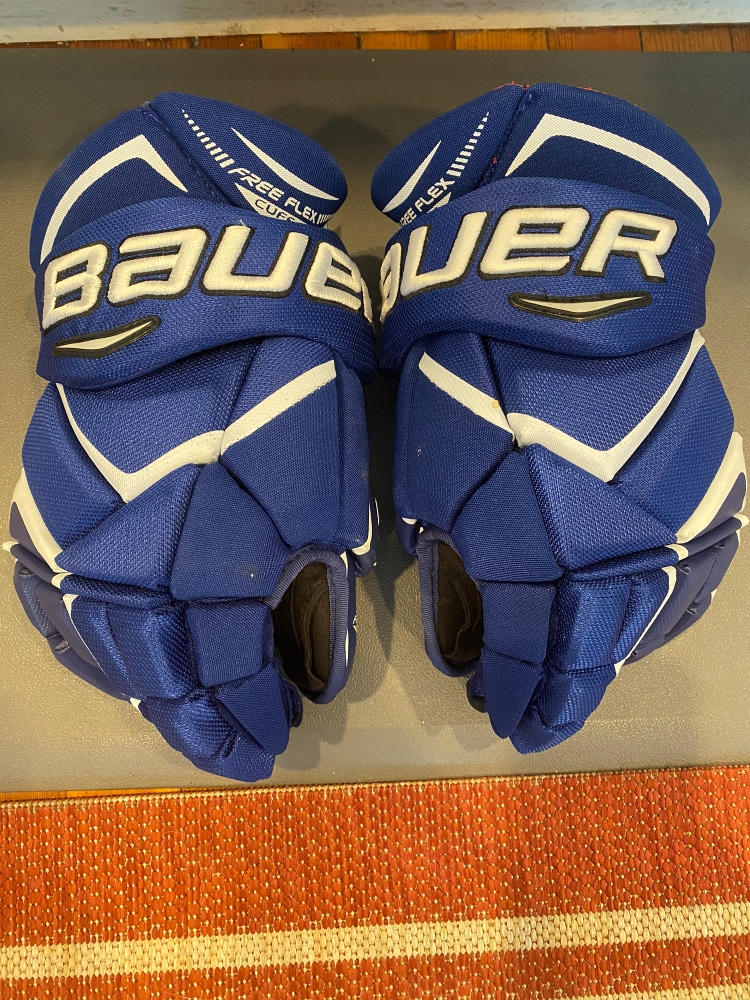 Lightly Used Bauer 14" Vapor 1X Gloves Royal Blue