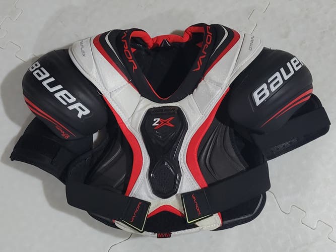 Senior Used Medium Bauer Vapor 2X Shoulder Pads