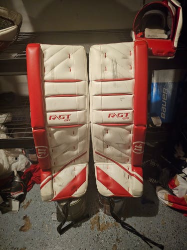 Used 32" Warrior Regular Ritual GT Goalie Full Set
