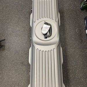 Used Walter Hagen Hard Travel Case With Lock Hard Case Wheeled Golf Travel Bags
