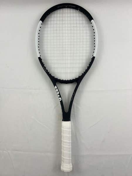 2x Wilson Pro Staff RF97 V11 V12, 4 1/2 Excellent 9/10