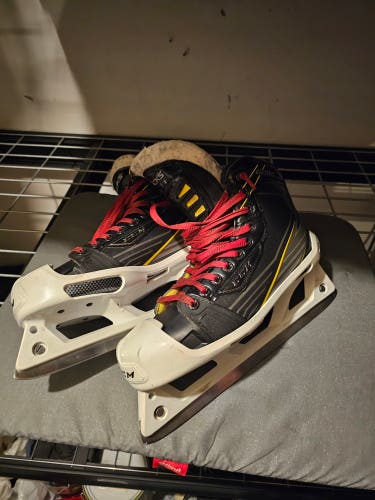 Senior Used CCM Tacks 6092 Hockey Goalie Skates Extra Wide Width Size 6
