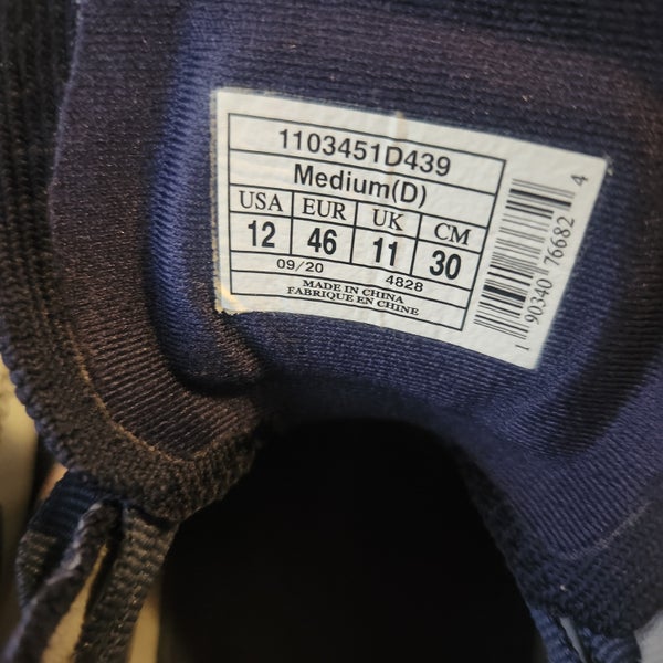 Brooks Levitate 4.0 Blue  Adult Unisex Size 12 (Women's 13). Ran in once outside.