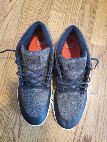 SB Stefan Janoski Mid brown Adult Used Men's Size 11.5 (Women's 12.5) Nike Shoes