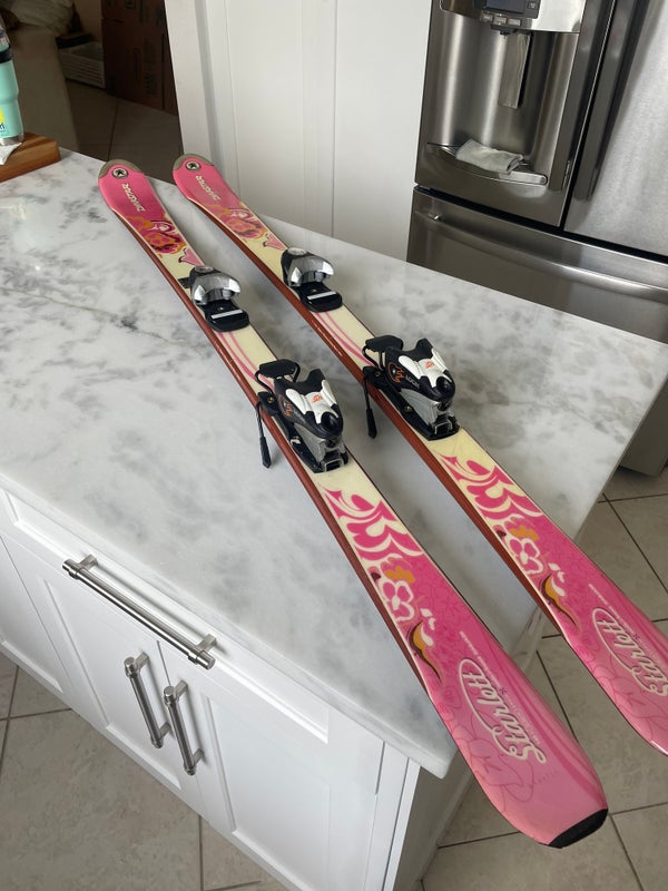 Women's Dynastar Skis 140 cm with Team 4 Bindings