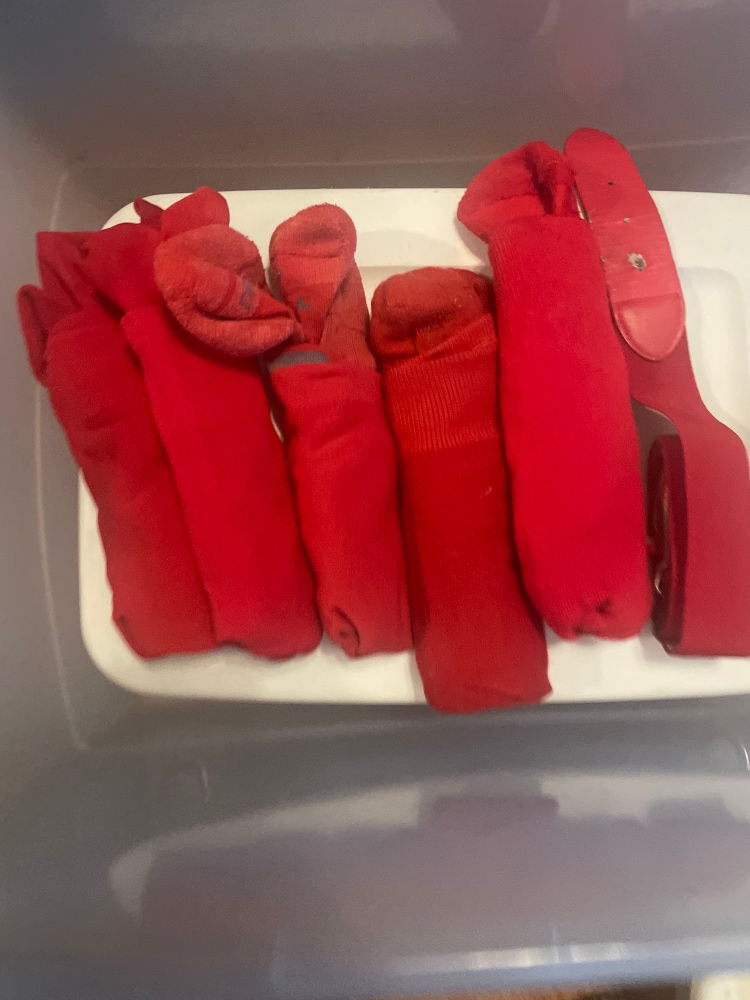 4 pair Red Sanitary Socks + Belt