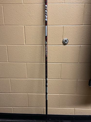 Senior Right Handed P29  JetSpeed FT5 Pro Hockey Stick