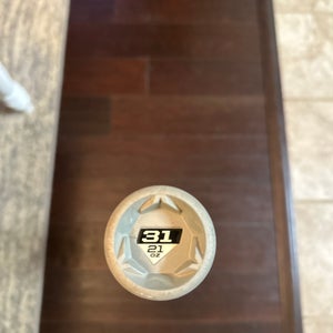 Used USSSA Certified DeMarini Zoa Bat (-10) 21 oz 31"