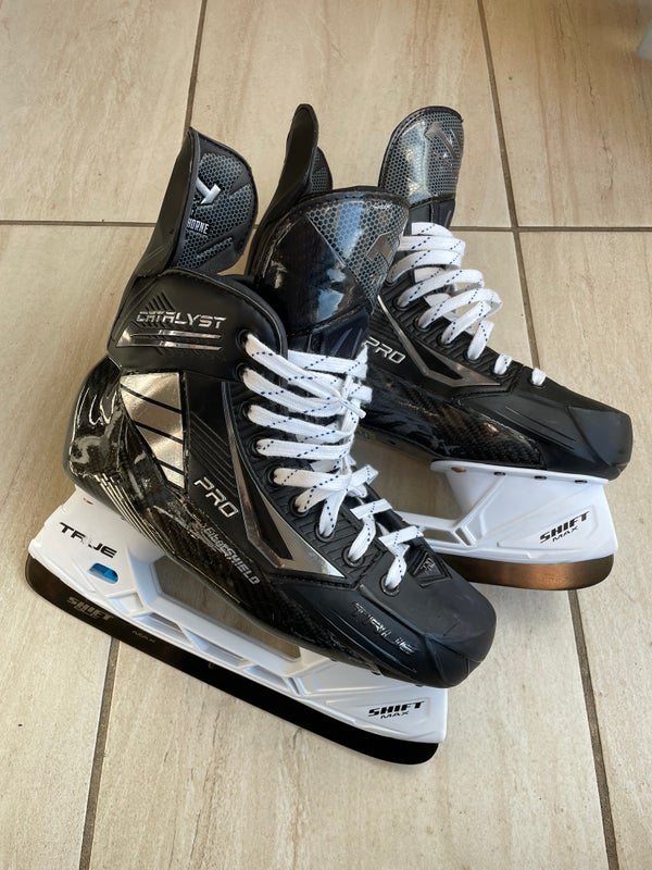 Used True Regular Width  Size 7 Catalyst Pro Hockey Skates