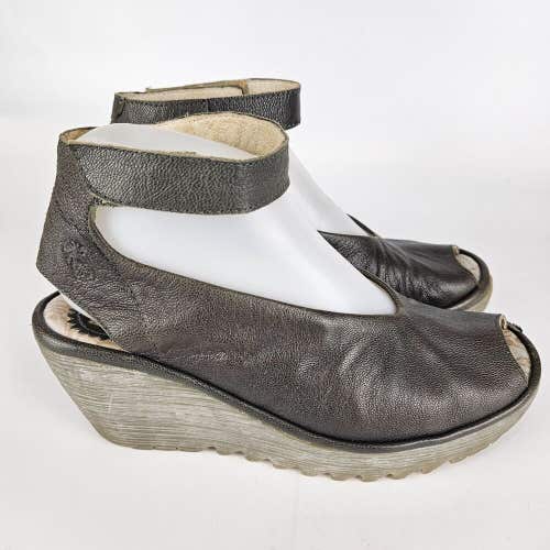Fly London Yala Wedge Womens 38/US 7 Gray Leather Peep Toe Heels