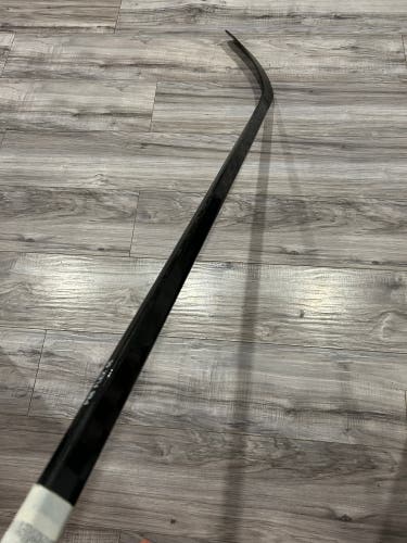 Pro Blackout Extra Lite RH Intermediate Stick 65 Flex P88