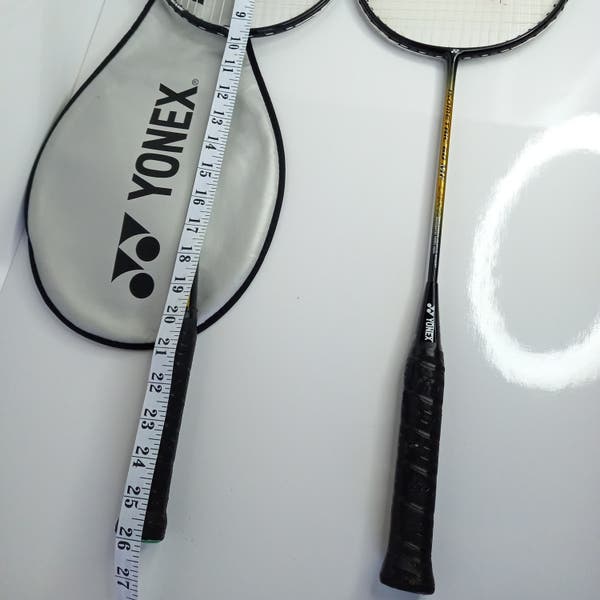 す*わ様 ヨネックス　ISOMETRIC 2本セット Yonex Isometric 665 Light Badminton Racquets Set of 2 IBF
