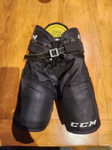 Youth Used Large CCM AS1 Hockey Pants