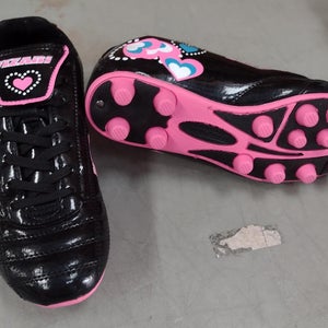 Vizari Retro Hearts FG Soccer Shoe |  Black | VZSE93284J-6