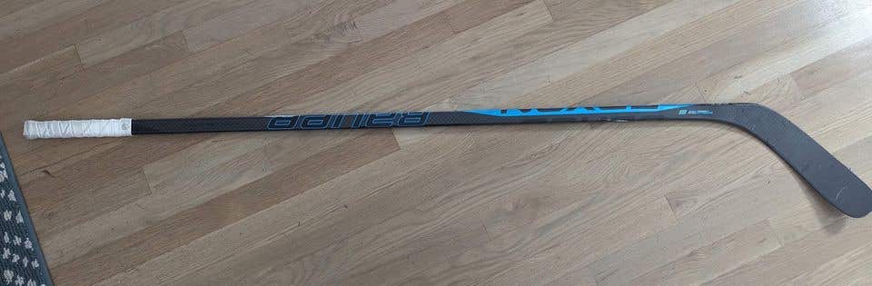 Used Senior Bauer Right Handed Nexus E5 Pro Hockey Stick P88
