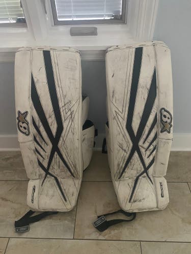 Used 32" Brian's Subzero 7.0 Goalie Leg Pads