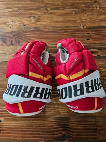 Used Warrior Covert QRE Gloves 14" Pro Stock