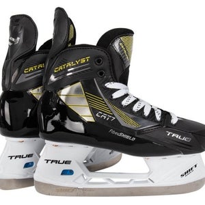 New True Catalyst 7 Skates Size 11.5 W