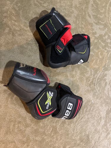 Used Medium Bauer  VAPOR 2X PRO Elbow Pads