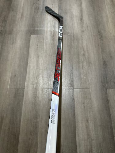 Intermediate Left Hand P28 JetSpeed FT6 Pro (Red) 65 Flex