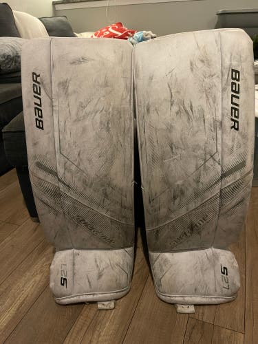Used Small Bauer  Supreme S27 Goalie Leg Pads