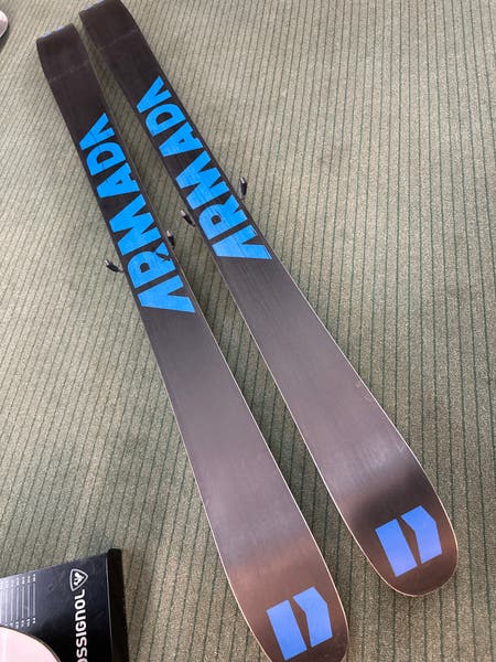 183cm Armada TST 102 Skis w/ Rossignol Axial 12 Bindings