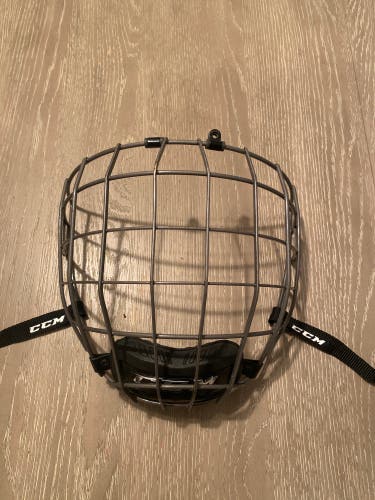 CCM FM500 Cage