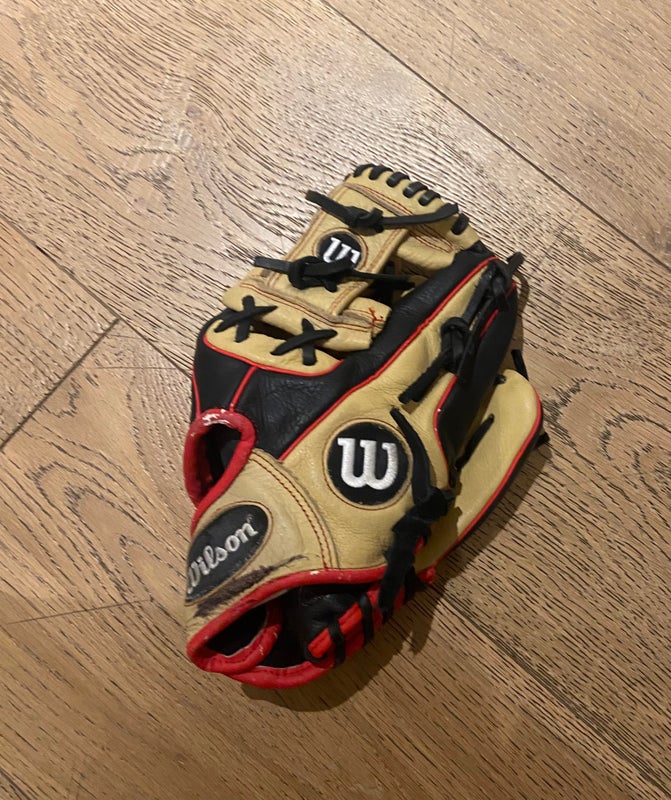 Wilson A500 11 inch glove - Not In Great Condition, But Is Totally Usable