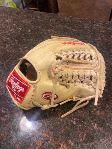 Infield 11.75" Heart of the Hide Baseball Glove