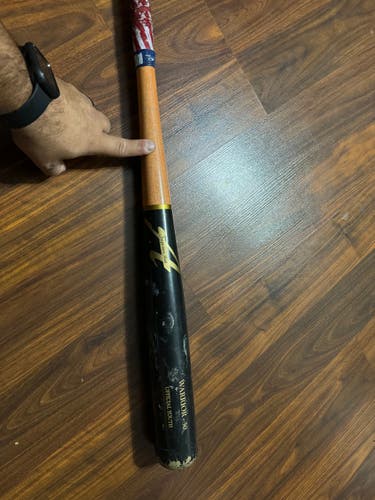 Used Wood Bat (-5) 25 oz 30"
