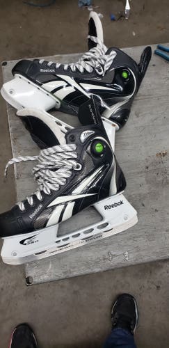 New Senior Reebok 7K Pump Hockey Skates Regular Width 10.5