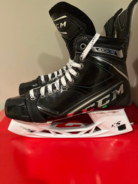 Senior CCM Regular Width Pro Stock 8.5 RibCor 100k Pro Hockey Skates