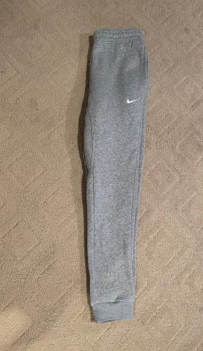 Gray New Men’s Small Nike Pants