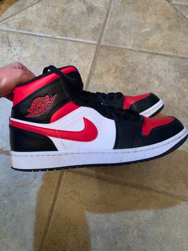 Air Jordan 1