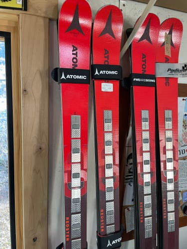 Used Men's 2022 Atomic 193 cm Racing Redster G9 Skis With Plates and Bindings Max Din 20