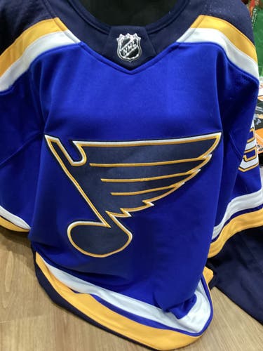 St. Louis Blues Hockey Size 54 Men's Adidas Hockey Jersey